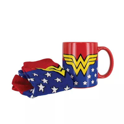 Комплект чаша и чорапи - Wonder Woman